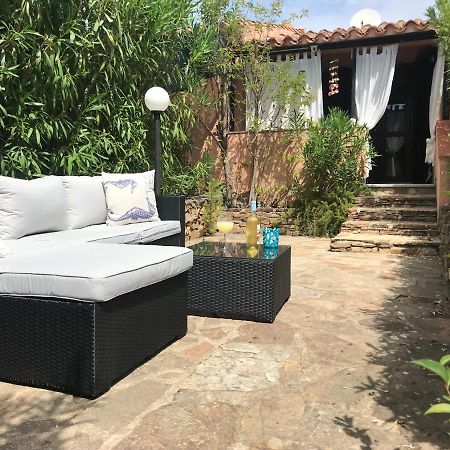 Baia Sant'Anna Iun S5063 Villa Будони Екстериор снимка
