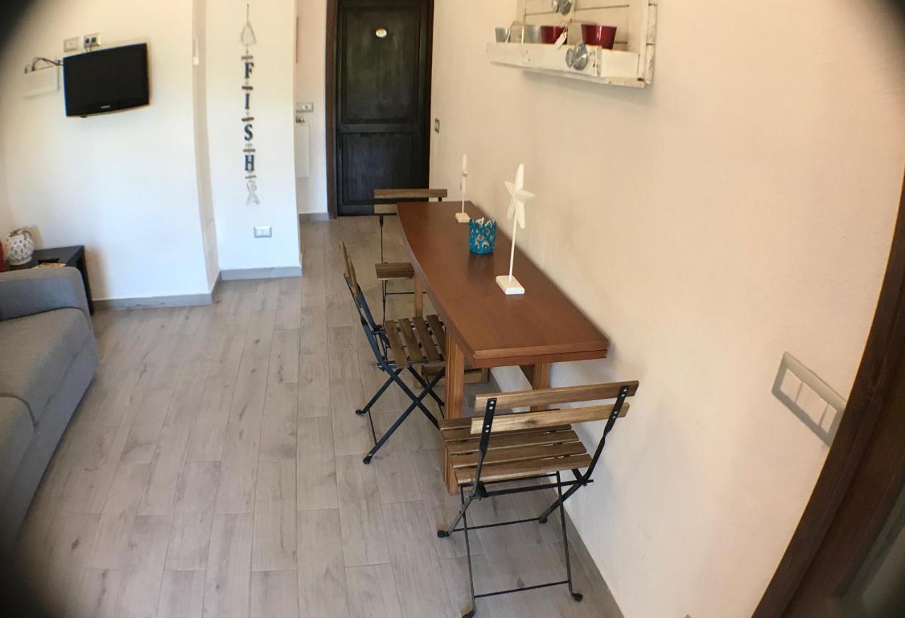 Baia Sant'Anna Iun S5063 Villa Будони Екстериор снимка