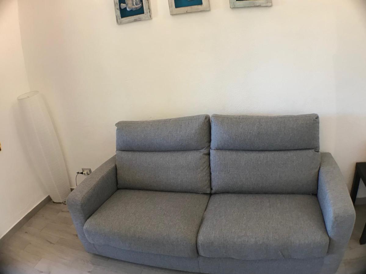Baia Sant'Anna Iun S5063 Villa Будони Екстериор снимка